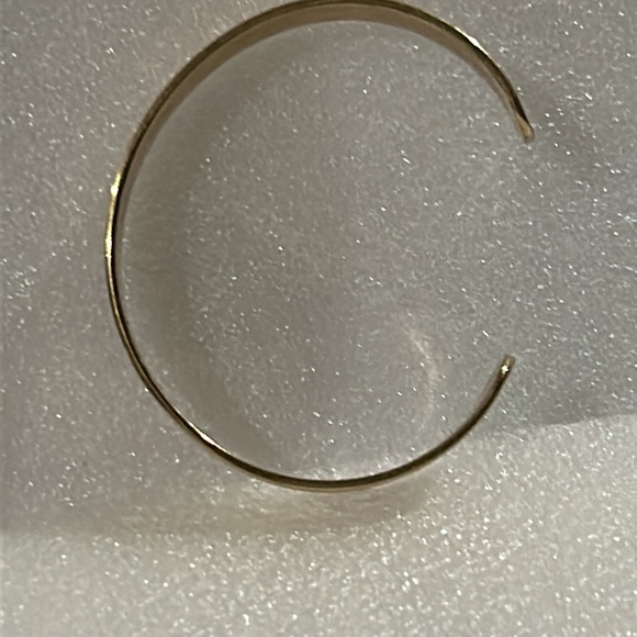 Vintage Cuff Bracelet Gold tone Avon Taurus Zodiacs size 3/8”X 5.5” - Picture 8 of 9